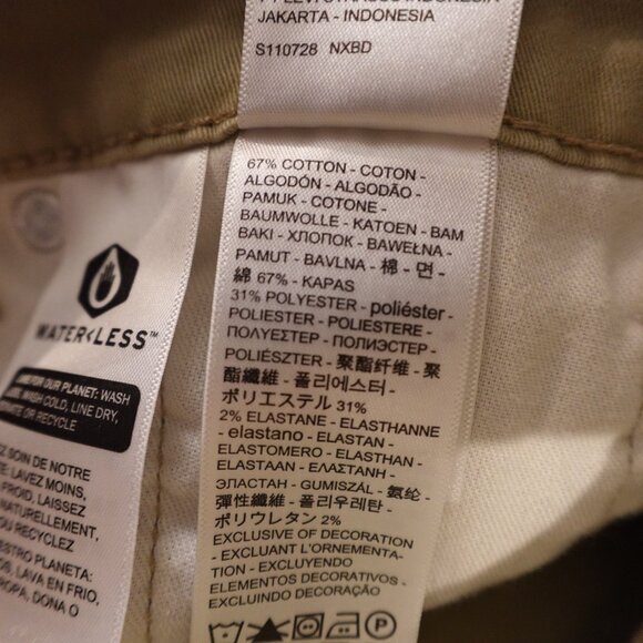 Levi's 541 Athletic Taper All Seasons Tech Khaki Pants - Men's W32 L38 Tall - Picture 14 of 14